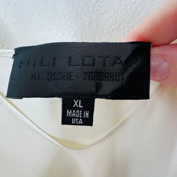 Nili Lotan Cream V-Neck Spaghetti Strap 100% Silk Slip Dress XL - Picture 8 of 16